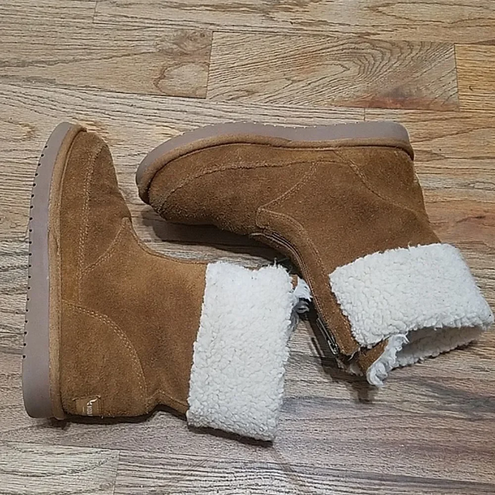 Koolaburra by Ugg Lytta GIRLS SZ 1 Boots, Short Tan Shearling, 1121540k